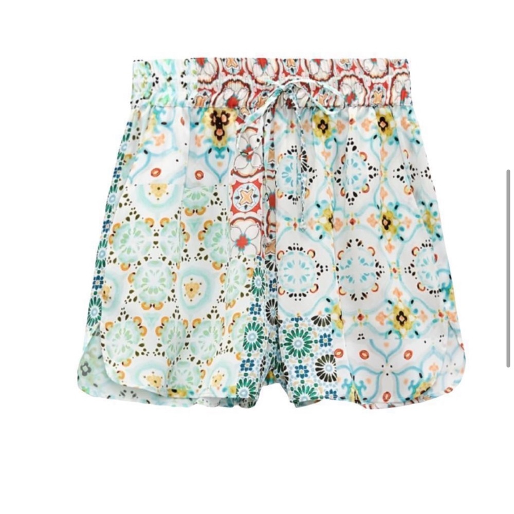 Zara Women’s XS Shorts Satin Pockets Multicolor NWOT